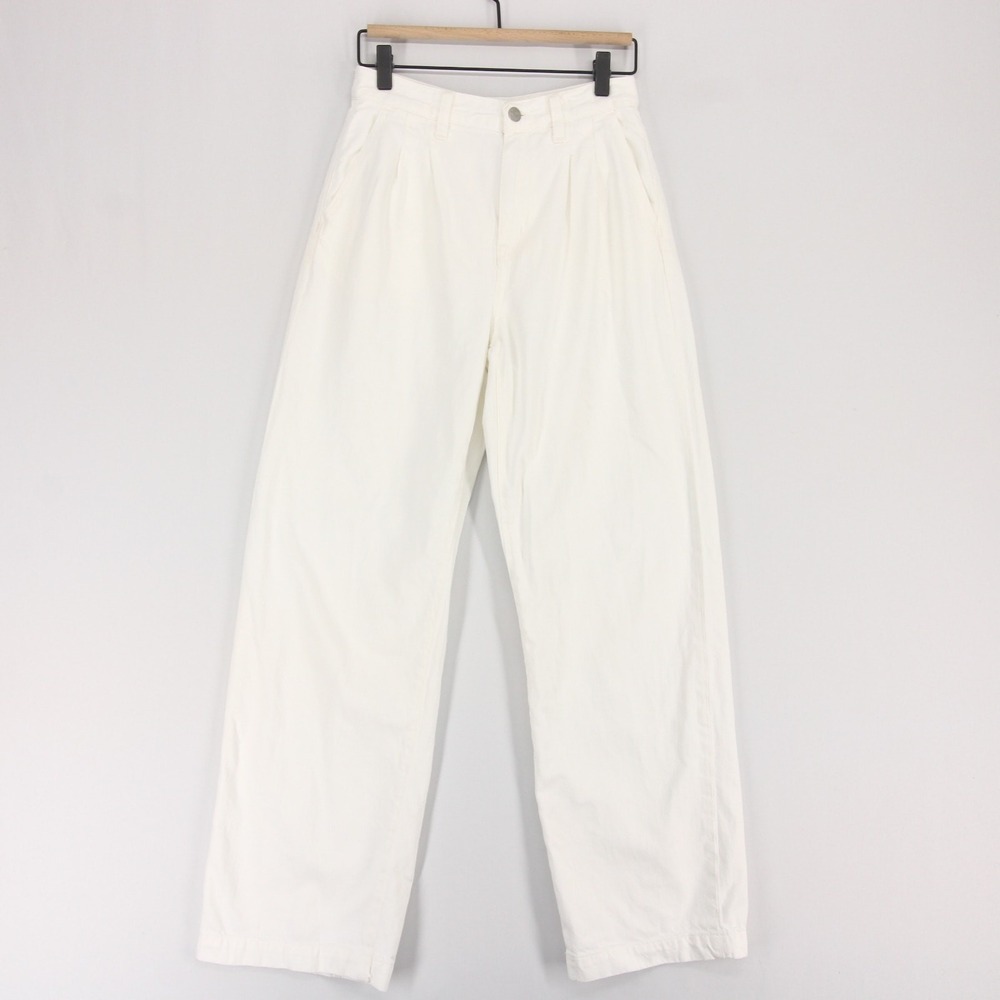 Madewell High-Rise Straight Leg Jeans in Off-White